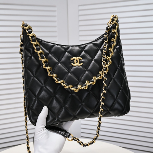 シャネルバッグ細部ディテール